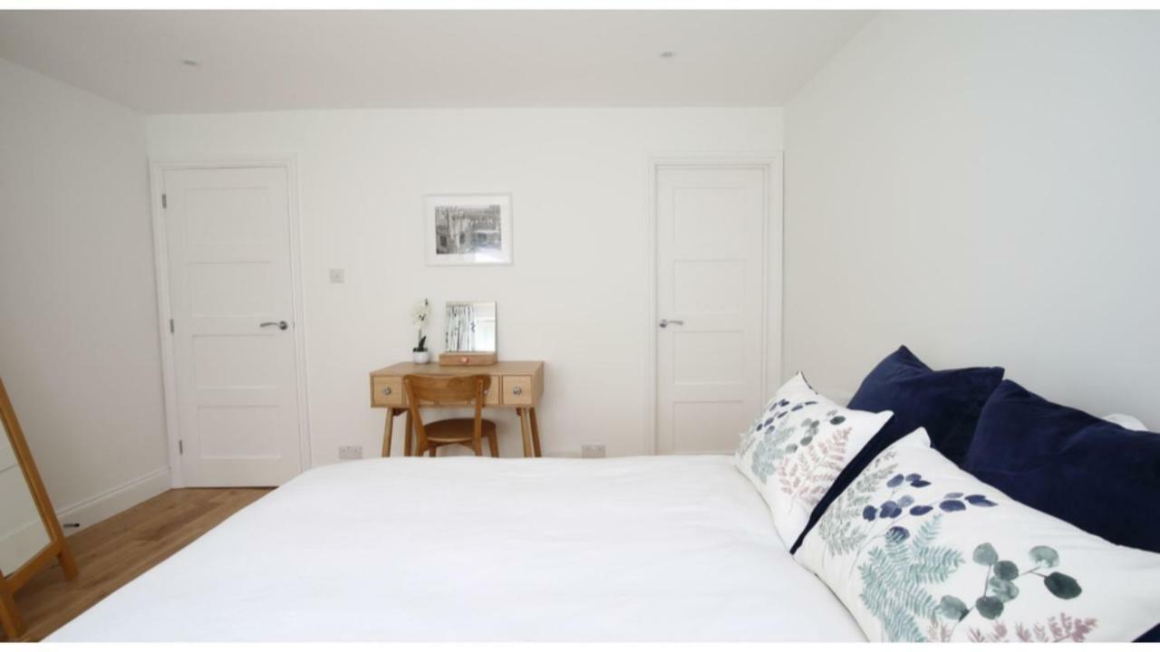 ★ Luxury Oxford Apartment ★ Sleeps 4, Free Parking エクステリア 写真
